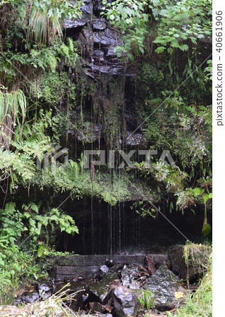 Waterfall 40661906