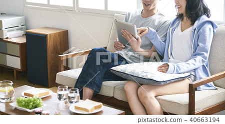 Couple tablet Couple tablet 40663194