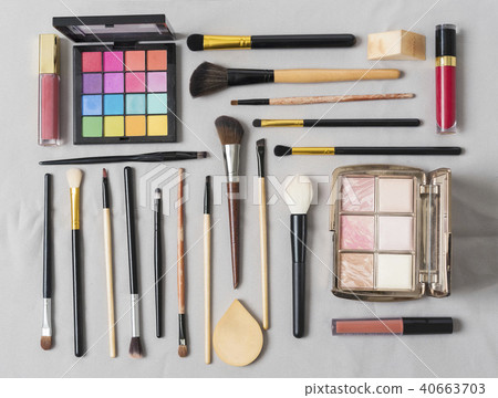 Makeup cosmetics brushes and accessories concept 40663703
