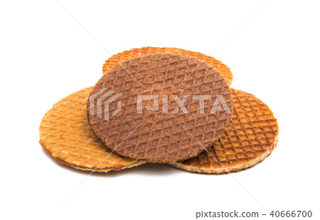 wafers with caramel isolated 40666700