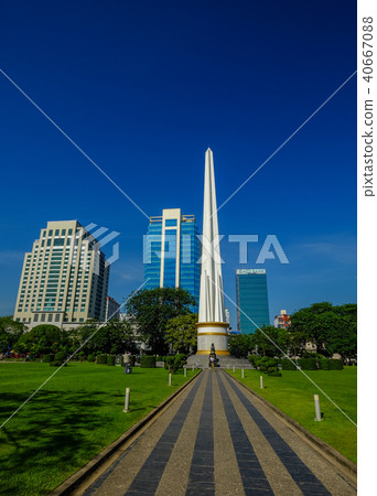Independence Monument in Yangon, Myanmar 40667088
