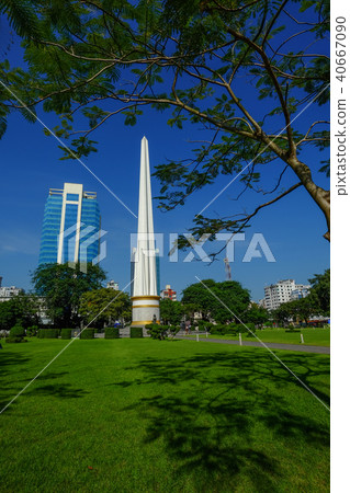 Independence Monument in Yangon, Myanmar Independence Monument in Yangon, Myanmar 40667090