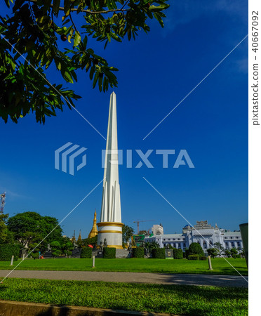 Independence Monument in Yangon, Myanmar 40667092