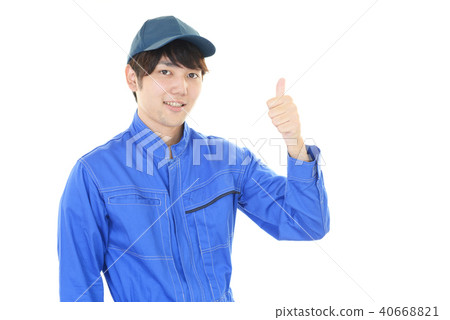 一名微笑的工人 40668821