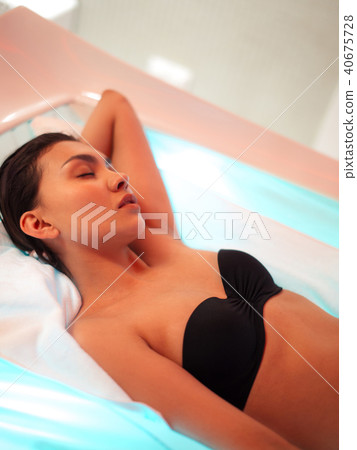 chromotherapy for relaxation 40675728