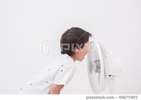 範和男孩 40675905
