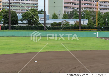 一個棒球場 40675993