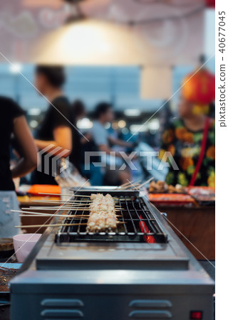 Mala grilled meat with sichuan pepper at market Mala grilled meat with sichuan pepper at market 40677045