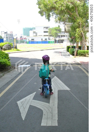 選擇 選擇 40679803