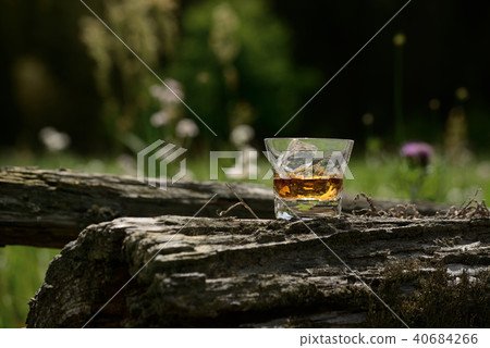 Whiskey image 40684266