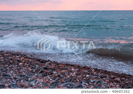 Pebbles sea beach at sunset Pebbles sea beach at sunset 40685162