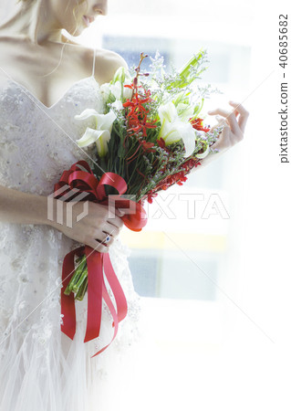 wedding dress wedding dress 40685682