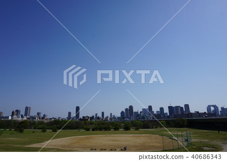 大阪淀川河床（地面）和大阪站附近 40686343