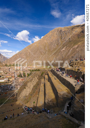 Orient Thambo Temple 40687271