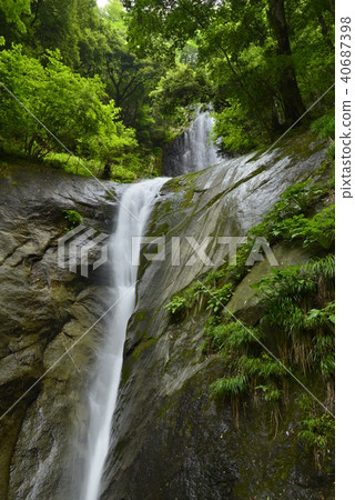 [Kami Town, Hyogo Prefecture] Saroo Waterfall (100 Selected Waterfalls in Japan) 40687398