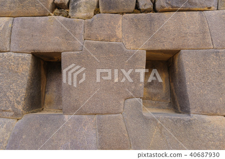 Huge stone wall of Ollantaytambo ruins Huge stone wall of Ollantaytambo ruins 40687930