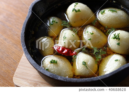 Ahijo of garlic Ahijo of garlic 40688628