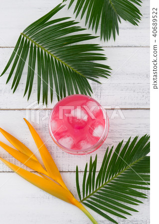 Watermelon fresh drink decorate with fern leaves Watermelon fresh drink decorate with fern leaves 40689522