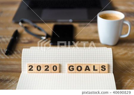 Wooden blocks with letters 2020 GOALS Wooden blocks with letters 2020 GOALS 40690829
