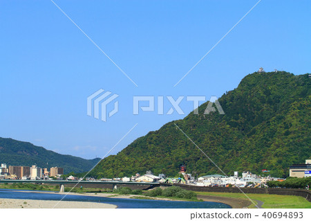 Gifu City Landscape of Nagara River and Gifu Castle Gifu City Landscape of Nagara River and Gifu Castle 40694893