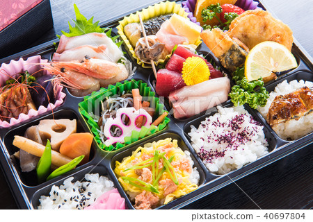 Bento cash-out box lunch 40697804