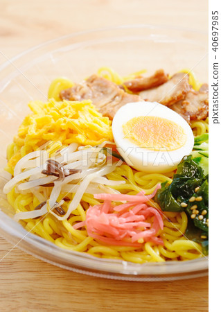 美味的冰鮮雞肉 40697985