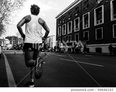 back man runner running marathon back man runner running marathon 40698183