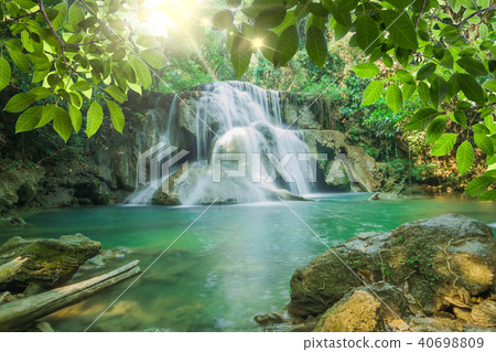 Waterfall with  wood floor 40698809