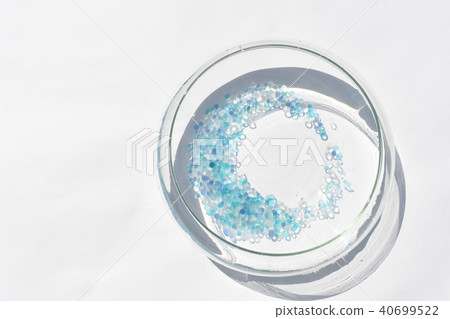  玻璃清潔劑 40699522