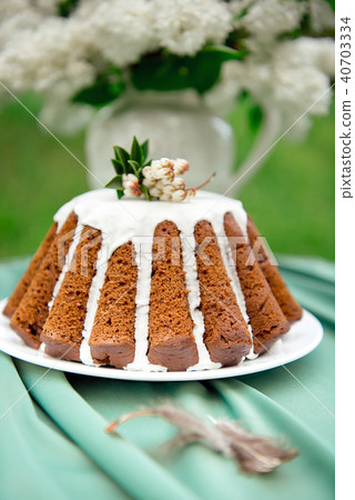 Close-up chocolate pound cake. Close-up chocolate pound cake. 40703334