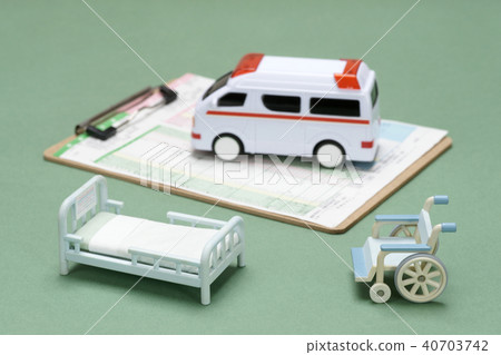 緊急護理 緊急護理 40703742