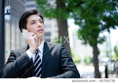 Businessman, smartphone, phone Businessman, smartphone, phone 40709736