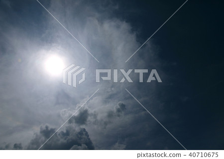 雲和太陽 雲和太陽 40710675