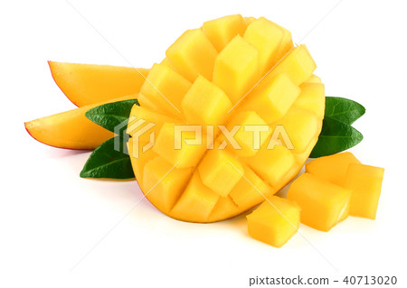 Mango fruit half with leaves and slices isolated on white background close-up 40713020