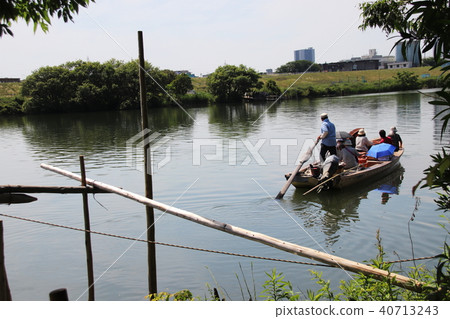 Passing arrows Passing arrows 40713243