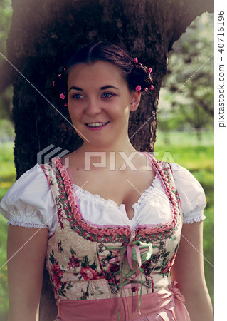 Portrait of a Bavarian girl in dirndl Portrait of a Bavarian girl in dirndl 40716196