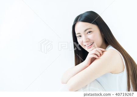 young woman young woman 40719267