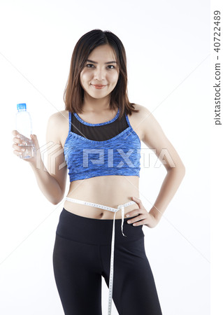 Asian girl beauty In a fitness suit Asian girl beauty In a fitness suit 40722489