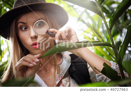 exploring 40727963