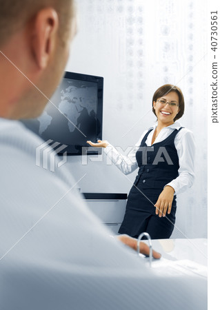 in office in office 40730561