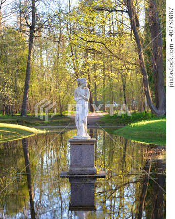 Statue of a bather in Pavlovsk park. 40730887