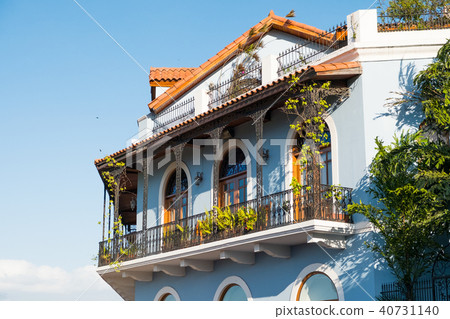 beautiful facade, building exterior - Casco Viejo 40731140