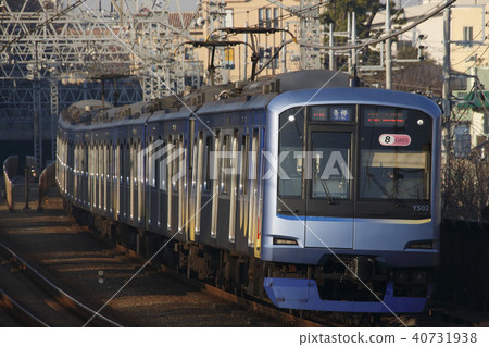 [MM] Minatomirai Line Y500 Series Train (Local Train - 8 Cars) 40731938