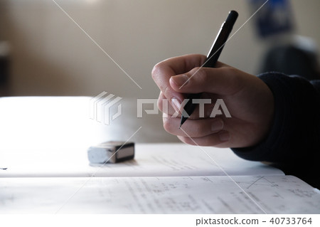 Image of the student studying for study Image of the student studying for study 40733764