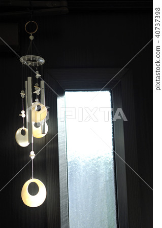 Shed light on the morning sun 40737398