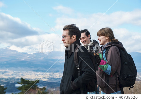 Trekking superb view of foreigners Trekking superb view of foreigners 40738526