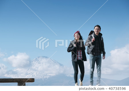 富士山視圖徒步旅行夫婦 富士山視圖徒步旅行夫婦 40738596