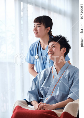 Men in a wheelchair 40739061