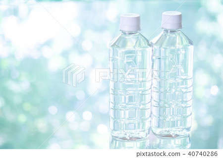 PET瓶裝水 40740286