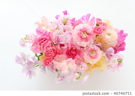 Arrangement of roses, ranunculus, carnations, sweet pea and stock (wide across) Arrangement of roses, ranunculus, carnations, sweet pea and stock (wide across) 40740751
